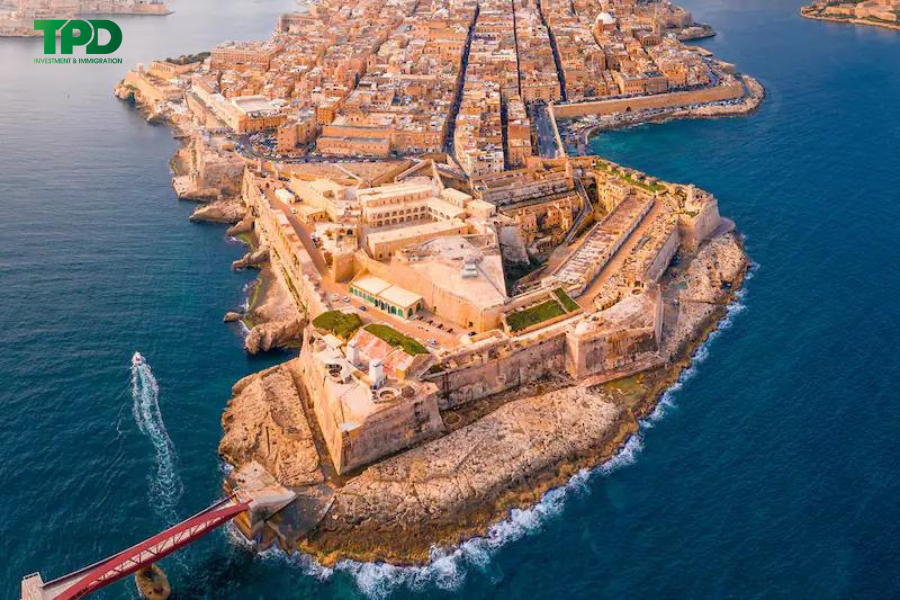 Định cư tại Malta