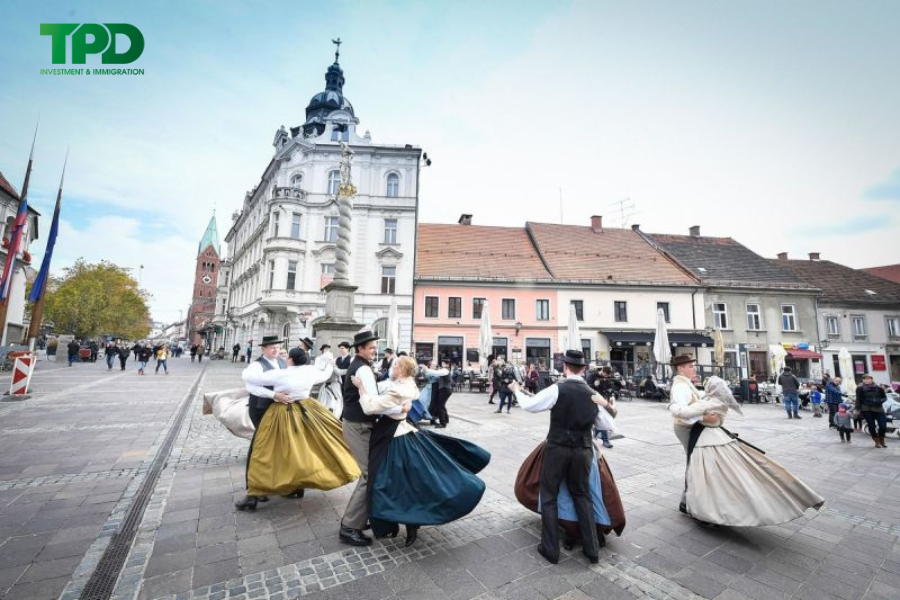 Định cư tại Slovenia