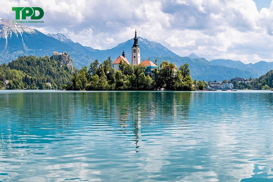 Kinh tế slovenia - Lĩnh vực du lịch