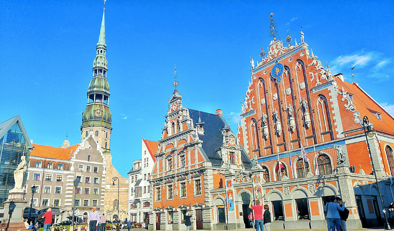 chi phí định cư latvia