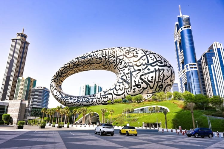 du lịch dubai 2025