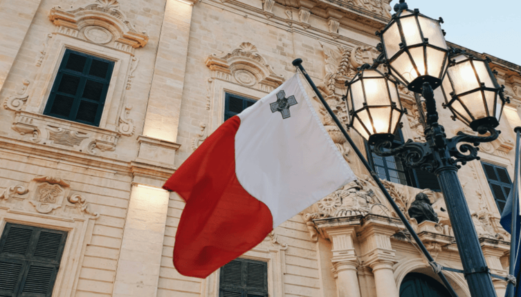 định cư châu âu malta hay síp