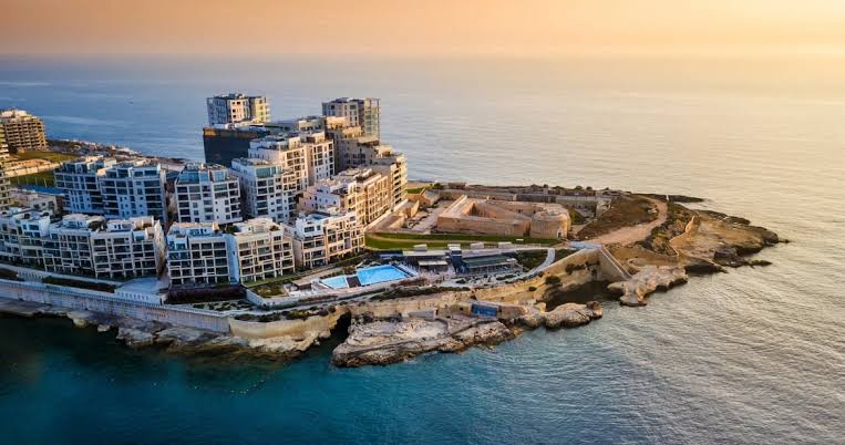 chương trình thường trú nhân malta