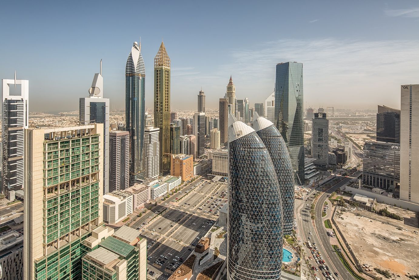 dubai và Abu Dhabi
