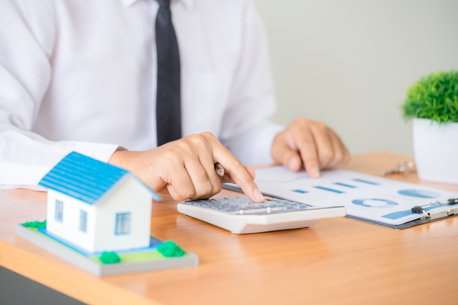 thuế chuyển nhượng bất động sản hy lạp