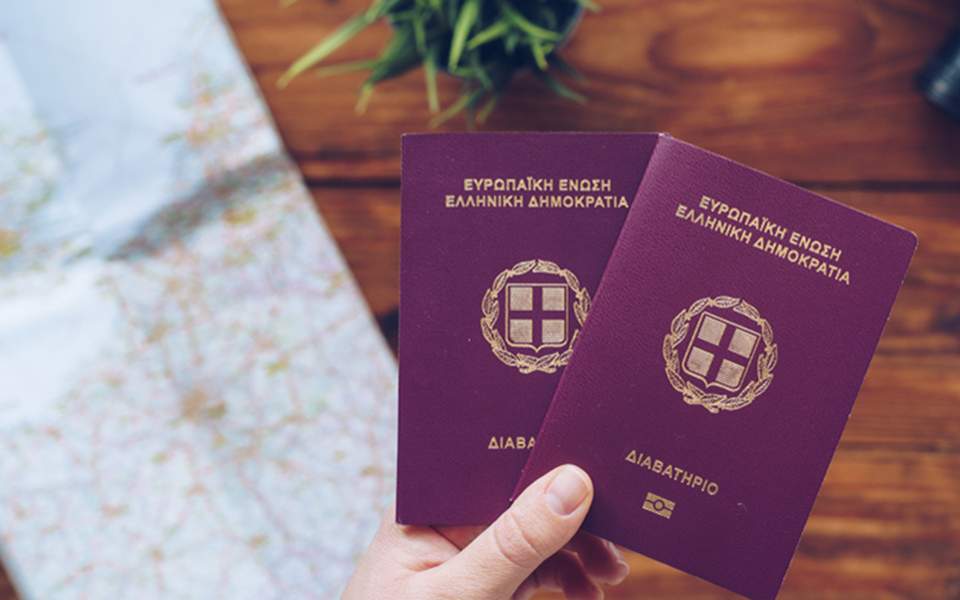 Con sinh ra sau khi sở hữu thẻ Golden Visa Hy Lạp